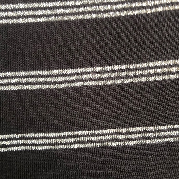 LEVI’S BLACK/SILVER METALLIC STRIPE TOP - Picture 2 of 4